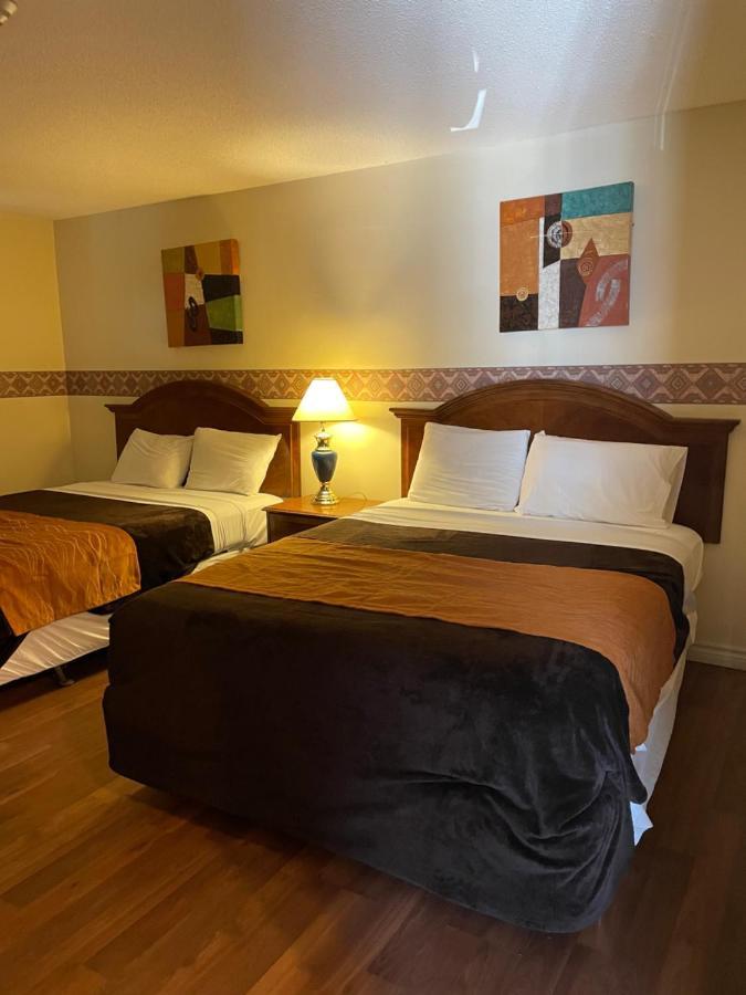 Scottish Inn Near The Falls And Casino ไนแอการาฟอลส์ ภายนอก รูปภาพ