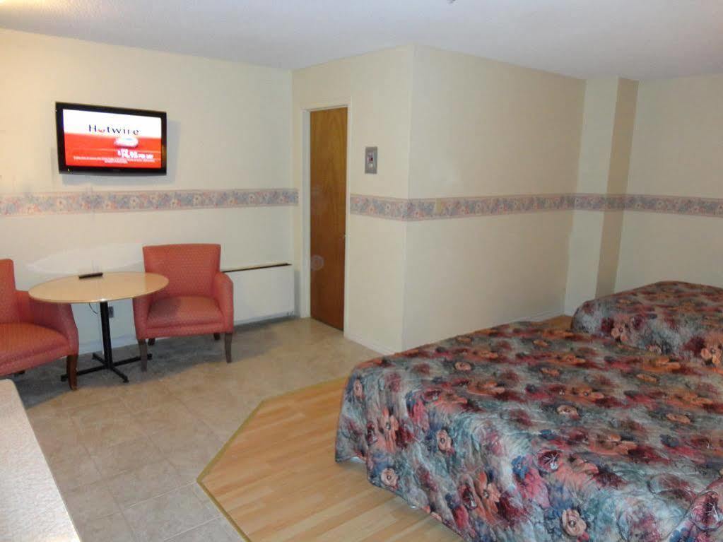 Scottish Inn Near The Falls And Casino ไนแอการาฟอลส์ ภายนอก รูปภาพ