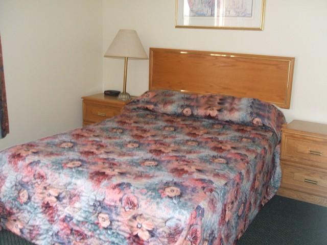 Scottish Inn Near The Falls And Casino ไนแอการาฟอลส์ ห้อง รูปภาพ