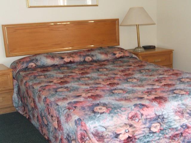 Scottish Inn Near The Falls And Casino ไนแอการาฟอลส์ ห้อง รูปภาพ